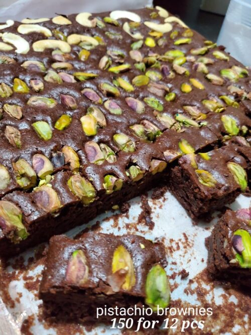 Catering food pistachio brownies